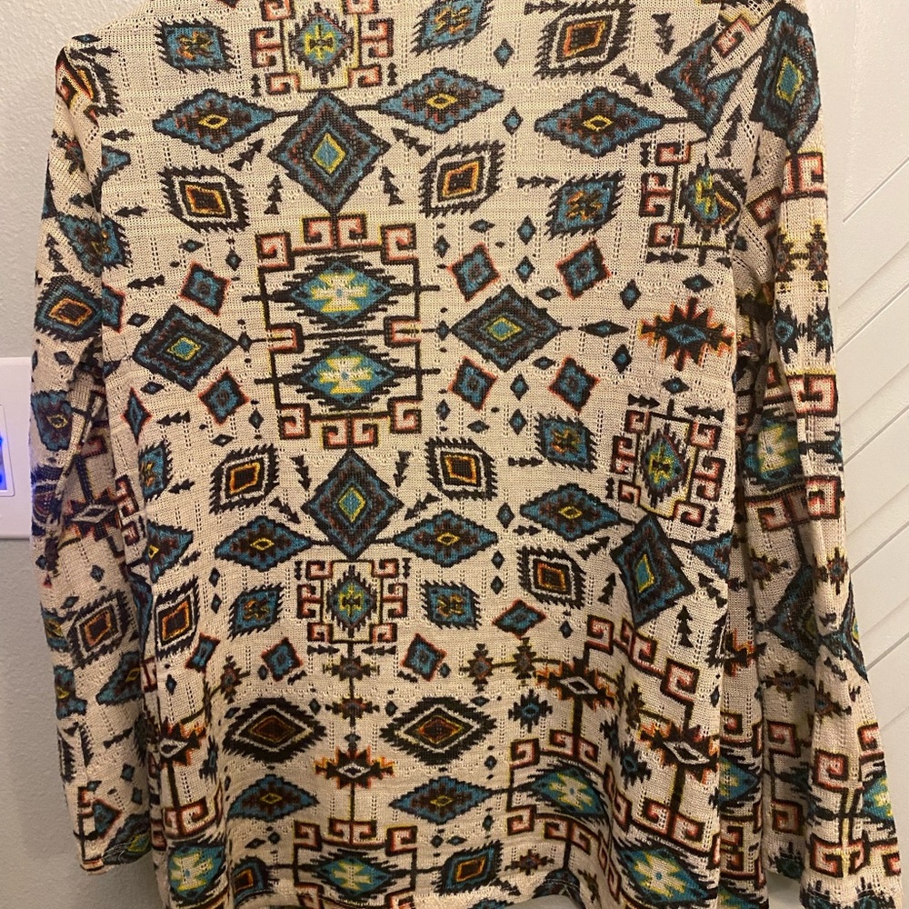 Geometric Patterned Cardigan - Picture 5 of 8